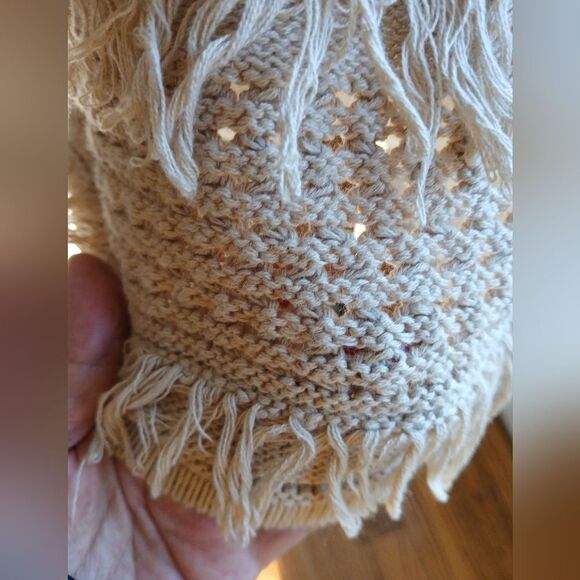 Chelsea & Theodore Knit Sweater With Fringe Size S - Picture 2 of 8